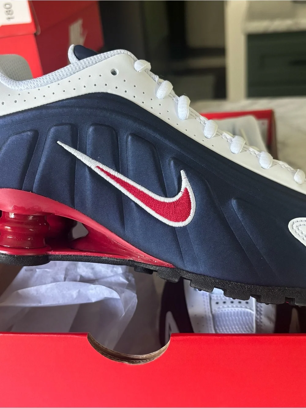 Nike Shox R4 USA Blue White Red Shox Low-Top Sneaker